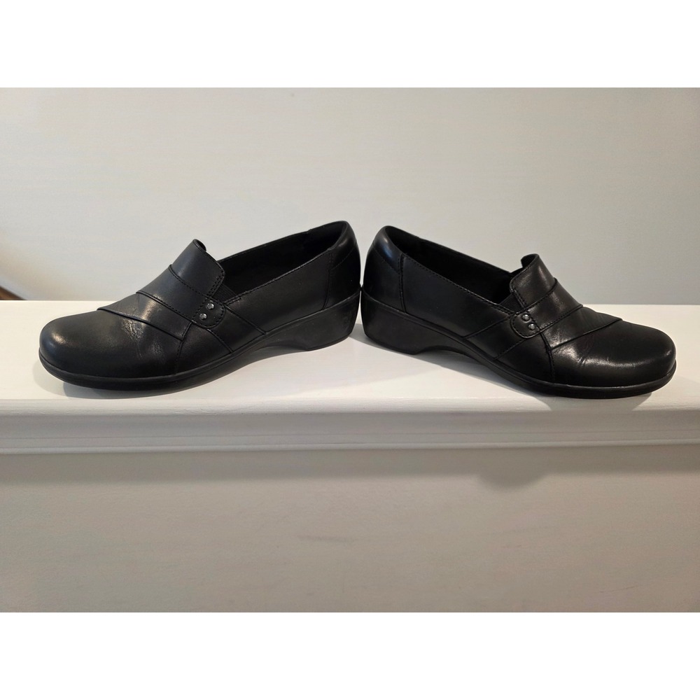 Womens 8W Clarks Collection Black Leather Slip On Loafers Ultimate Comfort Shoes